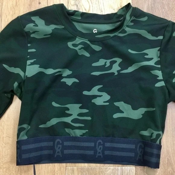 GOOD AMERICAN Icon Jersey Workout Camo Crop Top Size M - Picture 6 of 12